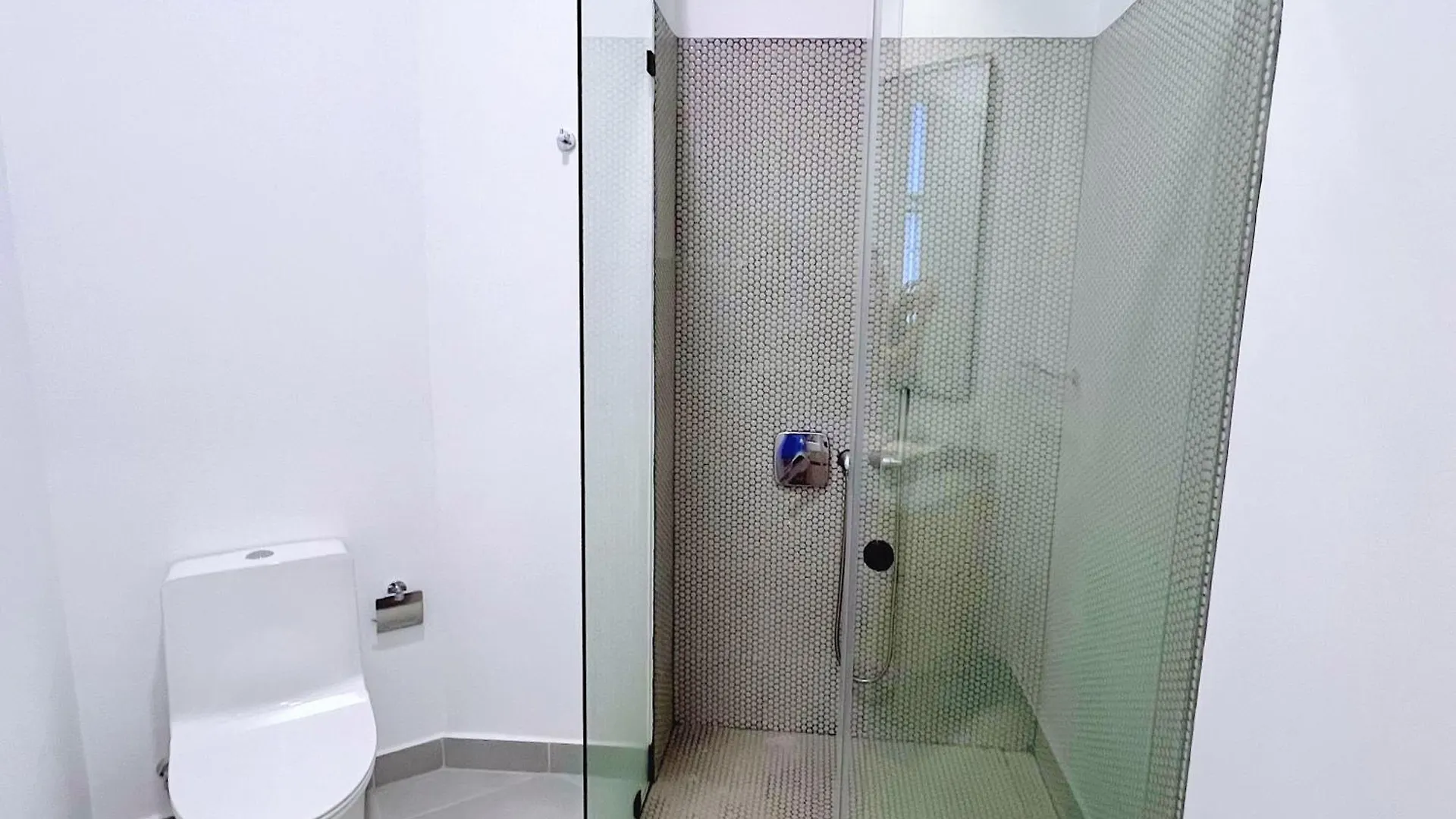 Apartment Minimalist Suite In The Tallest Building Iqon Quito